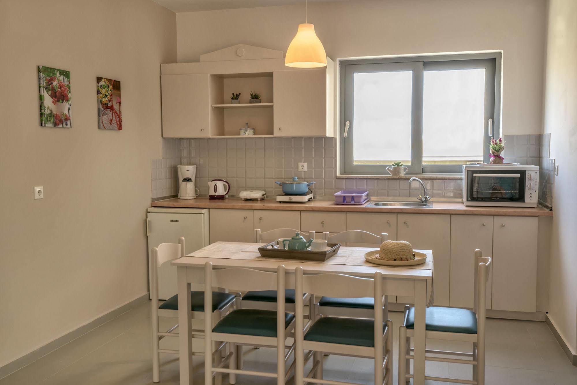 ريثيمنو Aloe Apartments المظهر الخارجي الصورة