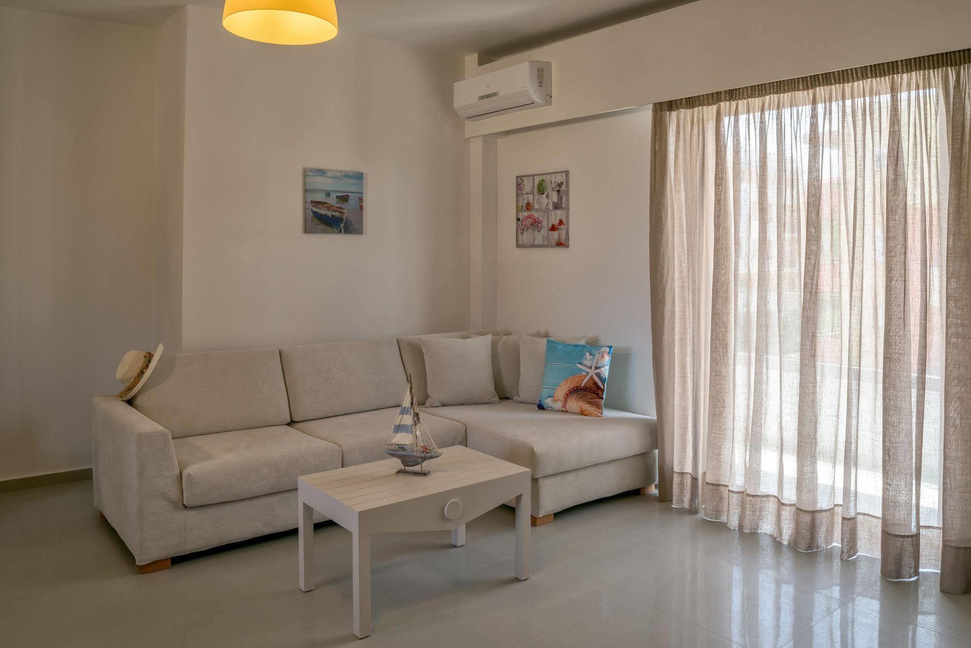 ريثيمنو Aloe Apartments المظهر الخارجي الصورة