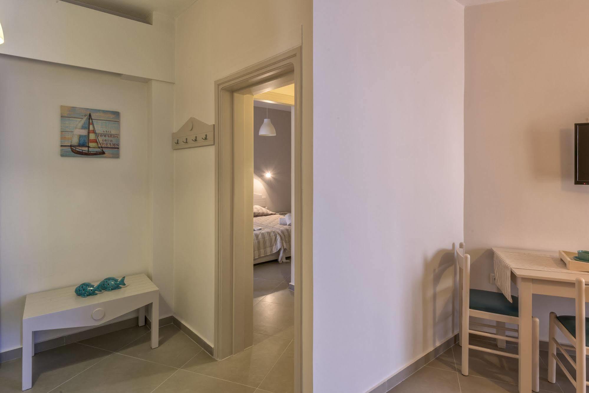 ريثيمنو Aloe Apartments المظهر الخارجي الصورة