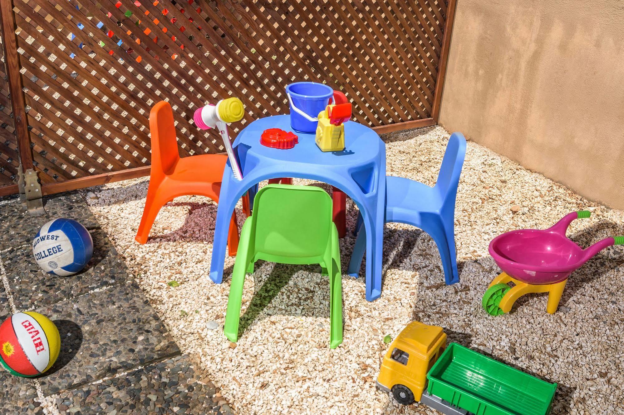 ريثيمنو Aloe Apartments المظهر الخارجي الصورة